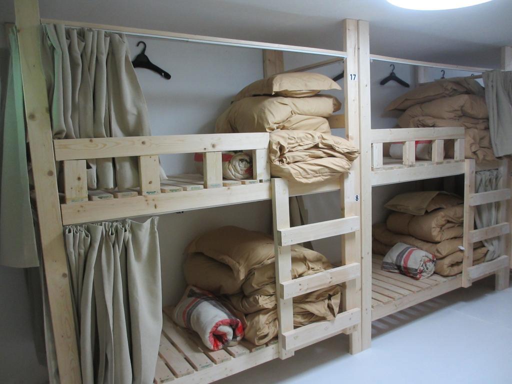 Hostel Ai Ōsaka Extérieur photo